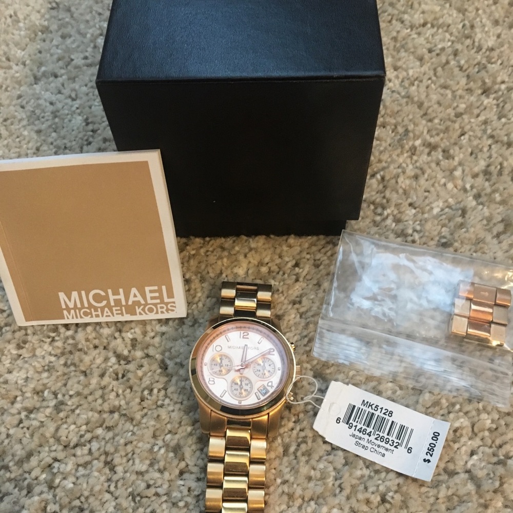 Michael Kors Gold Watch Timeless Elegance